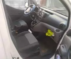Furgoneta nv 200 en buen estado - 2