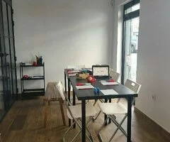 Espacio para artistas, decoradores corporales, artesanos y fisios - 6