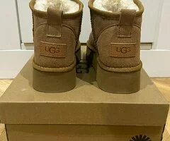 Botas UGG - 9