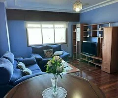 Se alquila grande piso familiar muy luminoso en Fonte dos Ranchos – Ronda do Carmen