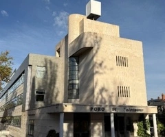 Una oficina que proyecta imagen profesional, en un entorno tranquilo, cómodo y seguro