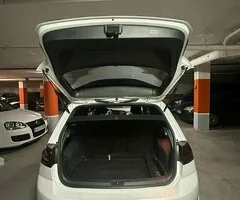 Volkswagen Golf GTI Performance - 10