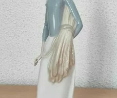 Figura decorativa tipo Lladró