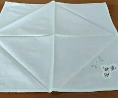 Manteleria blanca bordada - 4