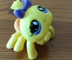 Littlest Pet Shop LPS . Araña amarilla