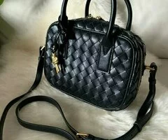 Bolso INTRECCINA Cuero Genuino Italia