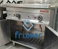 Freidora Gas 8 + 8  Litros Con Mueble ARISCO