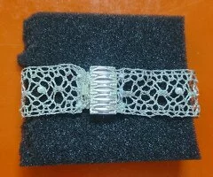 Pulsera hilo plateado - 8