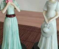 Figuras decorativas mujeres época