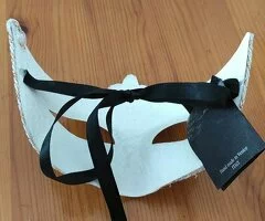 Mascara veneciana original - 3