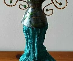 Figura decorativa para poner colgantes - 3