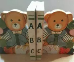 Sujeta libros madera