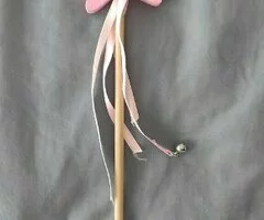 Varita madera artesanal con letra "L" - 2