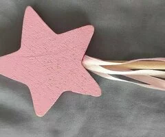 Varita madera artesanal con letra "L" - 5