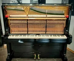 Gratis para regalar: Magnífico piano C. Bechstein - 2