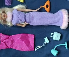 Barbie original con accesorios - 7