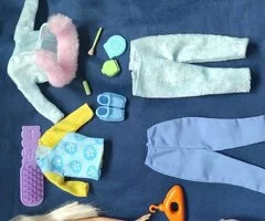 Barbie original con accesorios - 9