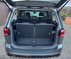 Volkswagen Touran 1.5 TSI DSG R-LINE 7 PLAZAS - 4