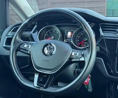 Volkswagen Touran 1.5 TSI DSG R-LINE 7 PLAZAS - 6