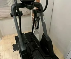 Elíptica NordicTrack FS10i FreeStride (seminueva)
