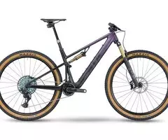 2023 BMC Fourstroke AMP LT LTD (PIENARBIKESHOP) - 3