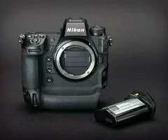 Nikon Z9 Mirrorless Digital Camera (Body) 45.7MP