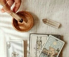 🌙 UNA CONSULTA ESPECIAL