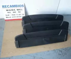 Cortavientos con altavoces de Mazda MX5 NB