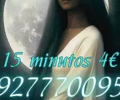 "Destino en tus Manos: Descifrando el Tarot"