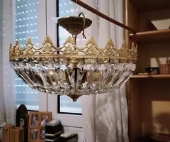 LÁMPARA  DE  CRISTAL  DE  ROCA  35  €