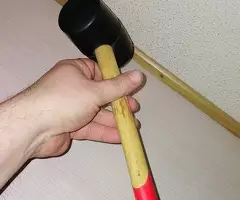 MAZO  -  MARTILLO  DE  GOMA  5  € - 4