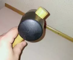 MAZO  -  MARTILLO  DE  GOMA  5  € - 8