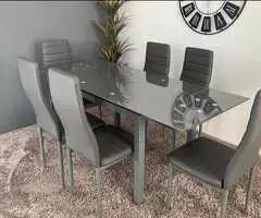 mesa avatar de cristal templado y seis sillas en polipeiel - 5