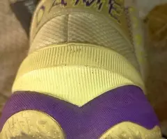 ADIDAS  DAME  8  25  € - 6