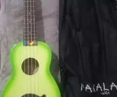 Ukelele - 3