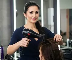 Urge Peluquera con experiencia