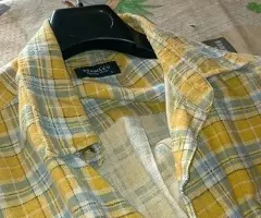 LOTE  DE  5  CAMISAS  15  € - 6