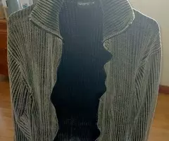 LOTE DE 3 CAMISETAS Y CHAQUETA CPT 15 € - 8