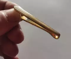 PASADOR  DE  CORBATA  10  € - 9