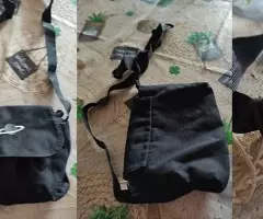 BOLSO  PEQUEÑO  NEGRO  5  €