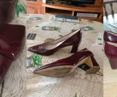 ZAPATOS  DE  ZARA  8  € - 7