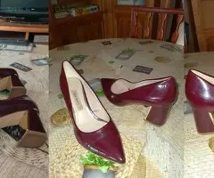 ZAPATOS  DE  ZARA  8  € - 8