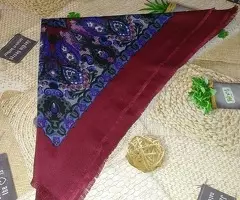 PAÑUELO  DE  MUJER  10  € - 4