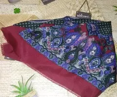 PAÑUELO  DE  MUJER  10  € - 6