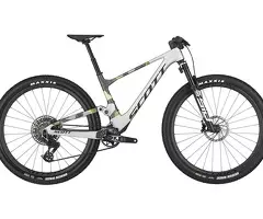 2025 Scott Spark RC World Cup Mountain Bike (ALANBIKESHOP)