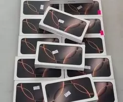 Samsung Galaxy, Sony PS5, Apple iPhone - 2