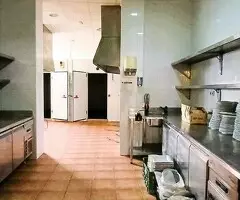 Alquiler local 700 m2 centro Los Montesinos - 7