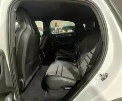 Porsche Cayenne S - 6