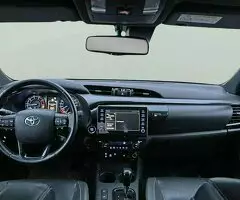 Toyota Hilux 2.8 D-4D C. Doble Invincible - 5