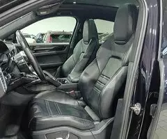 Porsche Cayenne S - 8